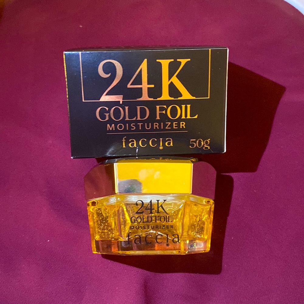 4/$50 or 3$65 Faccia 24K Gold Foil Moisturizer